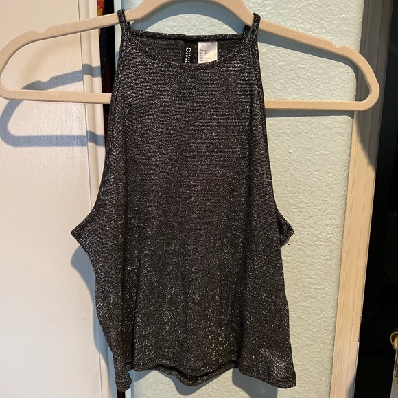 S NWOT H&M Glitter Top - Picture 1 of 3